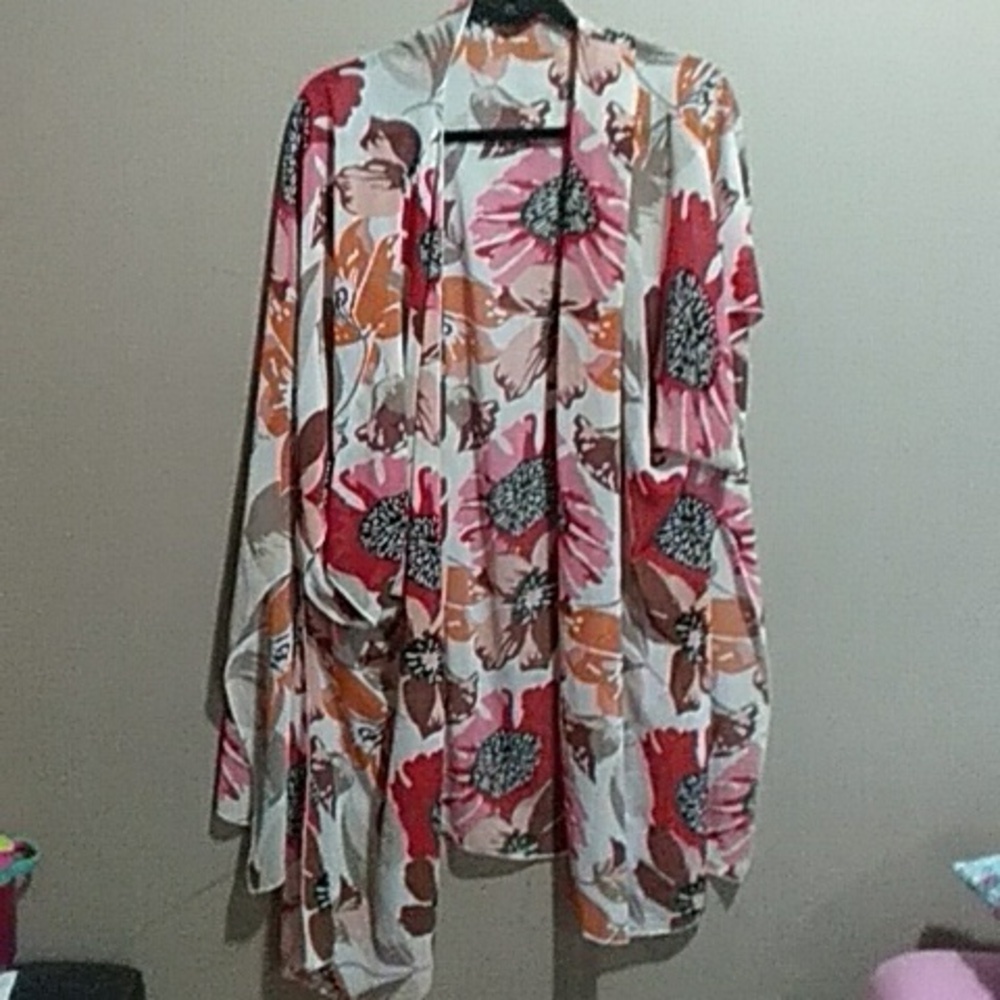 Floral Open-Front Wrap Scarf in Pink & Orange
